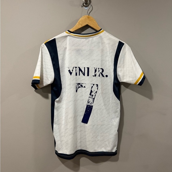 Real Madrid Jersey Home Football Soccer Jersey - Picture 2 of 8